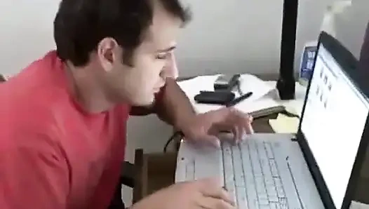 Sexxy Brandon: o çalışıyordu bölüm 1