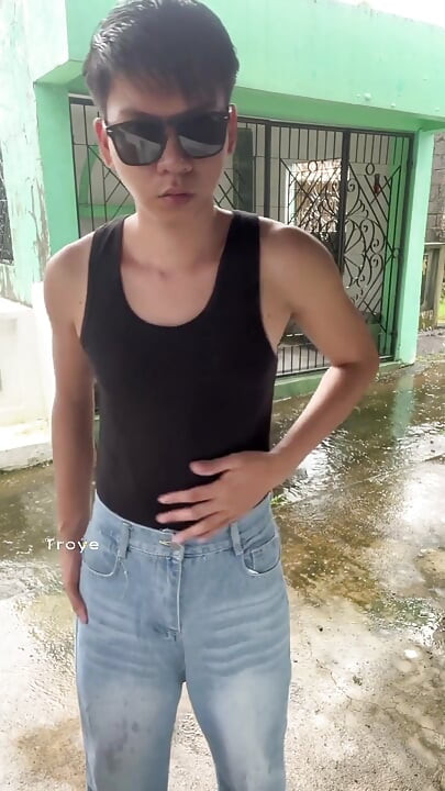 Asian Twink in Sando and Jeans