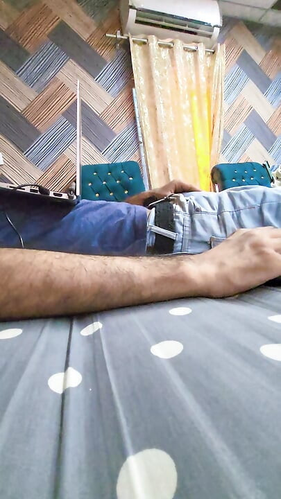 Jerking off Pakistani Boy Masturbate
