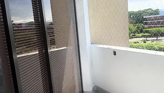 Karşı koyamadım! Manuela Alvarez iç çamaşırı olmadan duş alıyor ve ben onu banyoda sert sikmeye gidiyorum