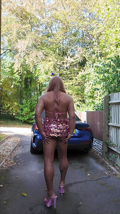 Sexy Crossdresser kellycd2022 in my pink sequin little dress and shiny pink panties