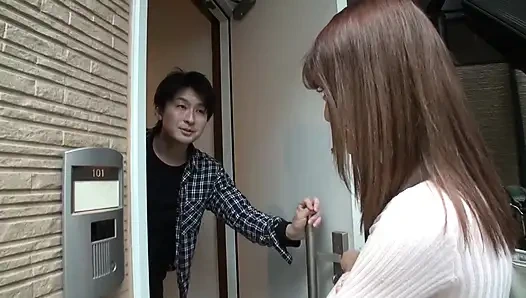 Risa - ein lokal berühmtes schönes s-Klasse mädchen. Die kellnerin 2