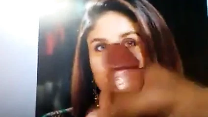 Cum haraç için kareena
