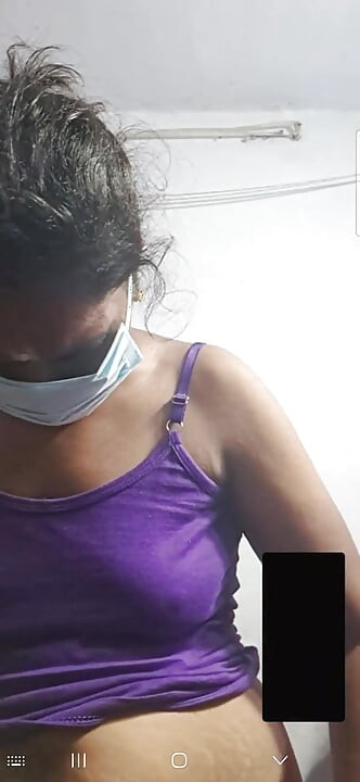 Tamil aunty playing boobs and pussy