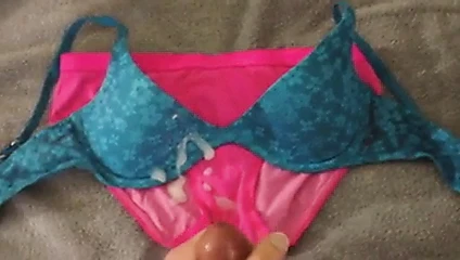 Pembe külot boşalması 05