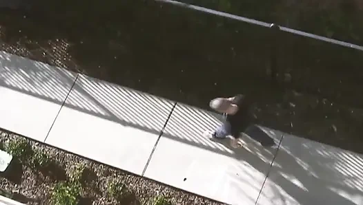 Booty WorkoutScene-2_Blonde милфу с большой попкой, связанную в спортзале в конечном итоге жестко трахают