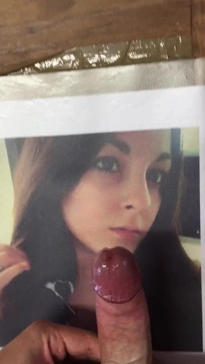 New cum tribute on Italian beauty