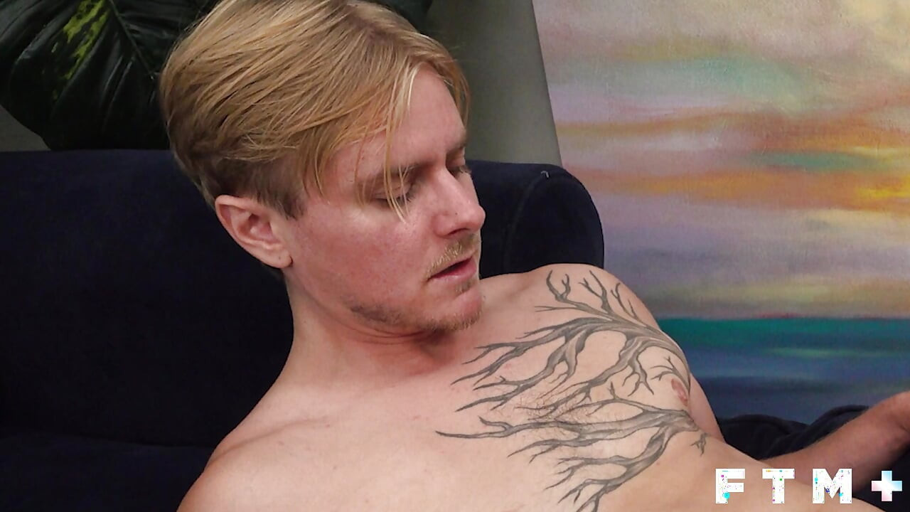 JockPussy - Uncut muscle hunk Eddie Patrick jackhammers tattooed transman