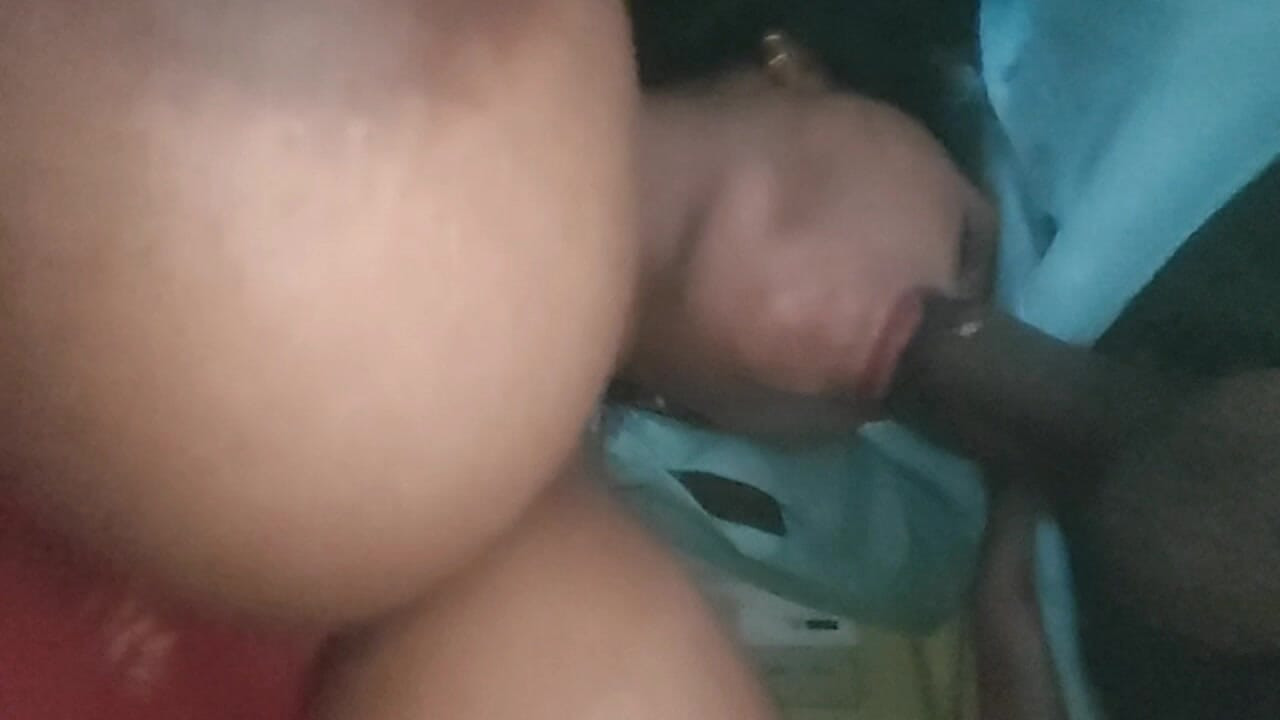 Istri mengisap