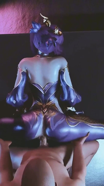 Zi Yan Awek cantik bertetek besar dalam ertikata - animasi 3D