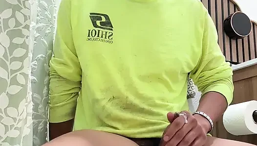 İş çıkışı mastürbasyon yapıyor