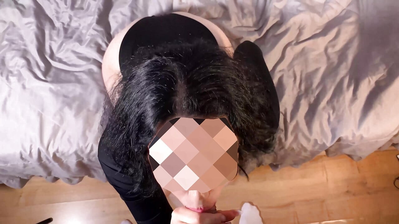 18yo schoolgirl traded her virgin pussy for a promise
