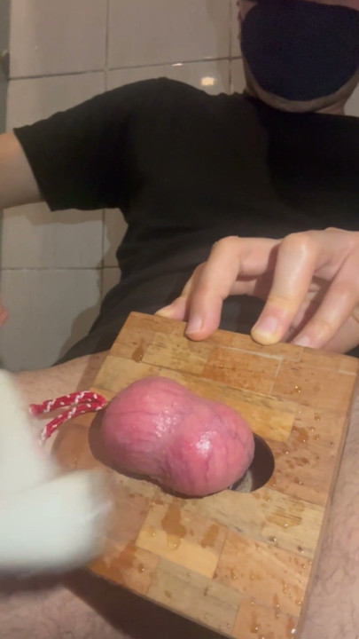 Neue Methode für Ballplapping Ballbusting | Clip 2
