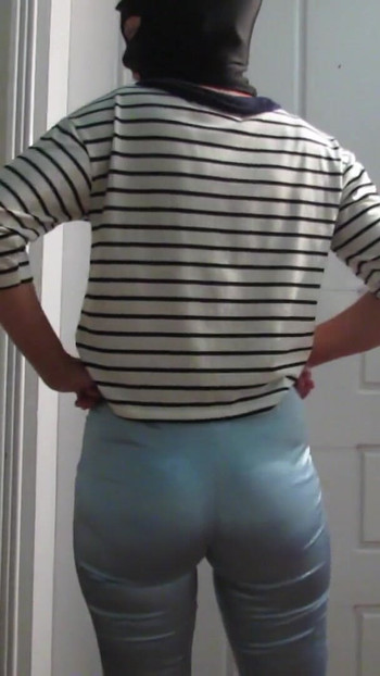 Must-share moment from "Jerk off to my wet pants"