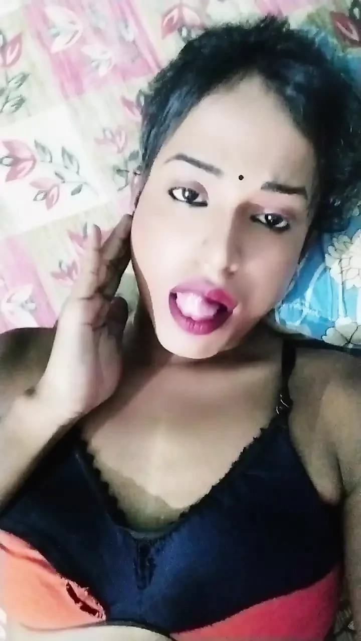 seksi crossdresser burada
