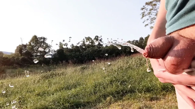 Peeing outdoors with premature soft cum