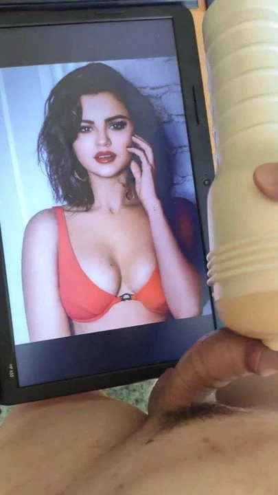 Selena Gomez cocktribute 4