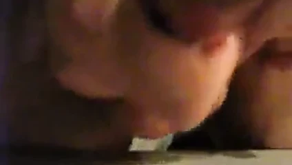 Primo tentativo di masturbazione video