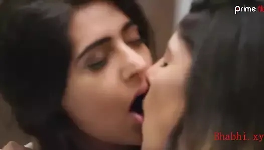 Scène lesbienne brillante dans Junoon et ishq.mp4