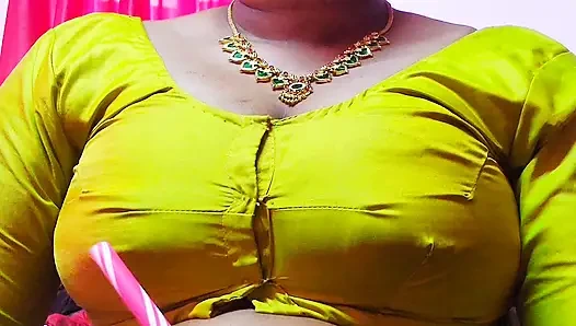 Indische tante genießt mit nachbarin