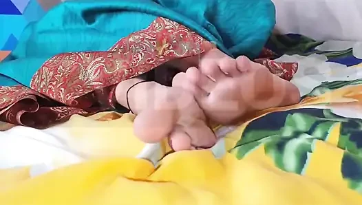 Трахаю горячую подругу хардкорно крупным планом.
