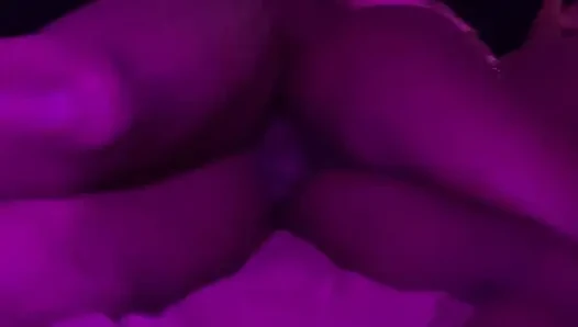 Sexy ebenholz 18-jährige enge saftige muschi wird von bbc hart von hinten gefickt