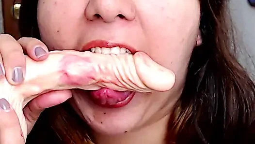 Lipstik, ciuman dan blowjob