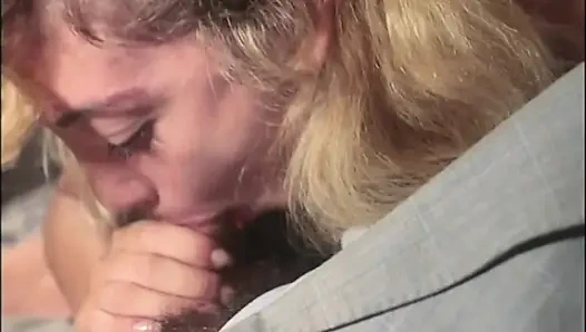 Herkesle Sikişiyor Ama Boşalamıyor