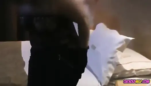 Aldatılan orta yaşlı seksi kadın - aldatan evli kadın