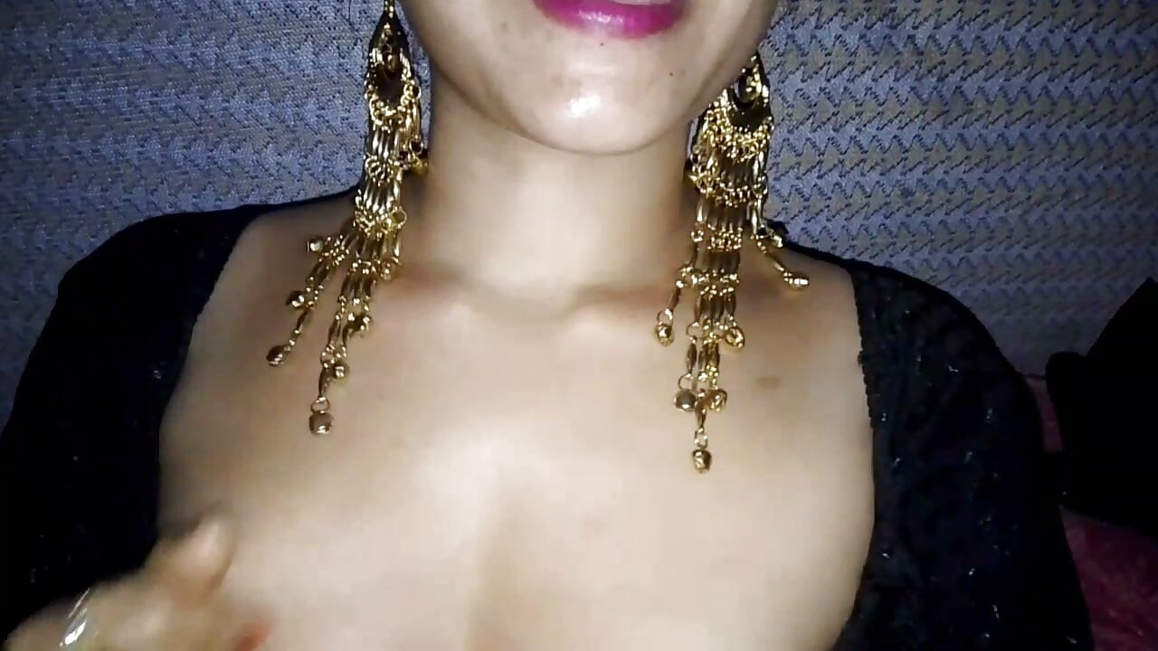 Beautiful sexy Puja bhabi fucked hard by her stepfather