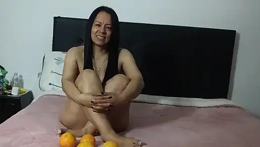 Играю с Footsie Tootsie с Гарабасом и Ольгой