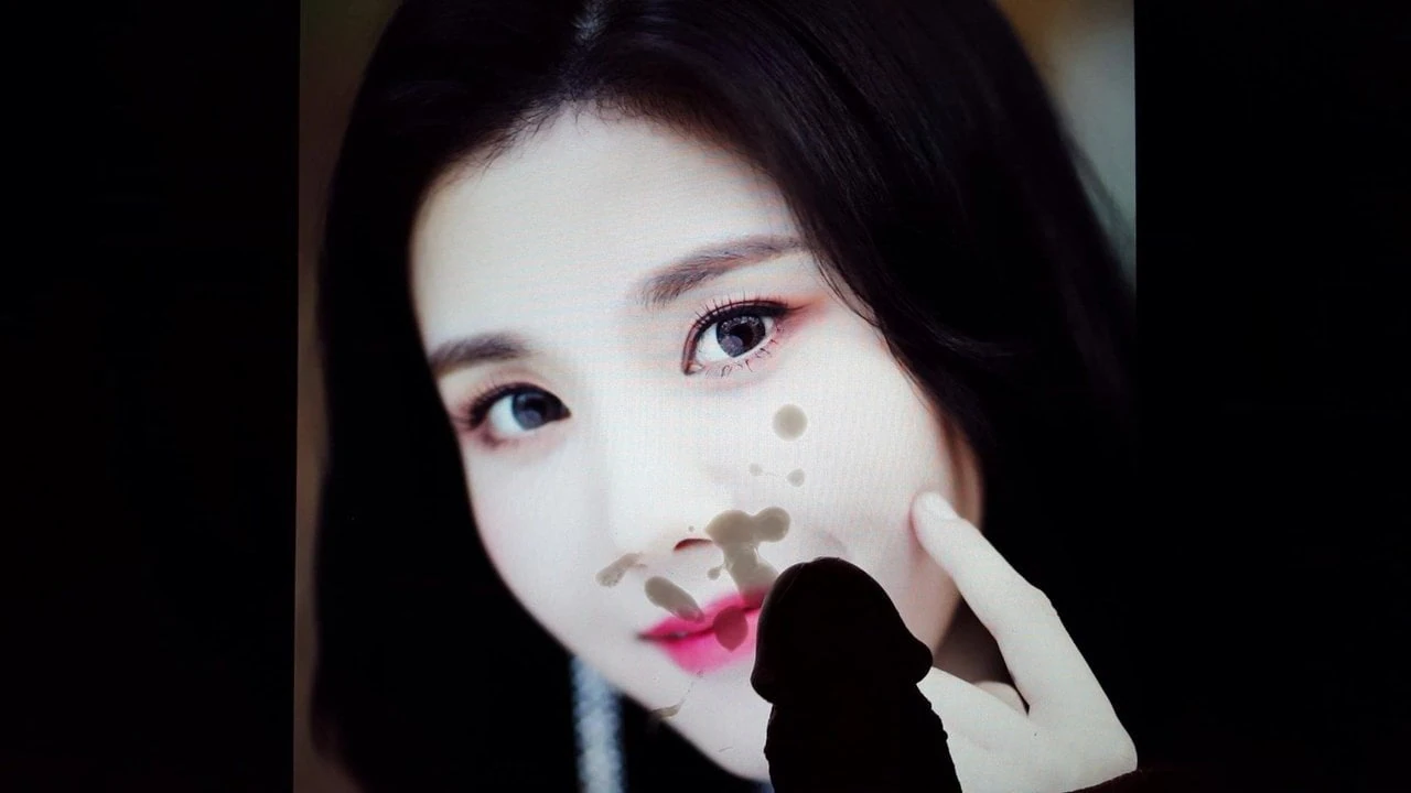 Izone eunbi cum tisztelgés