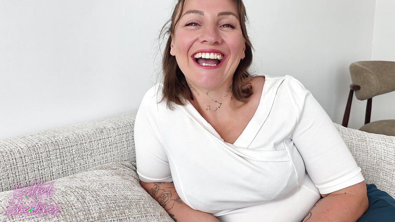 Accidental blind date with my Stepmom  - The reason I love a hairy mature MILF