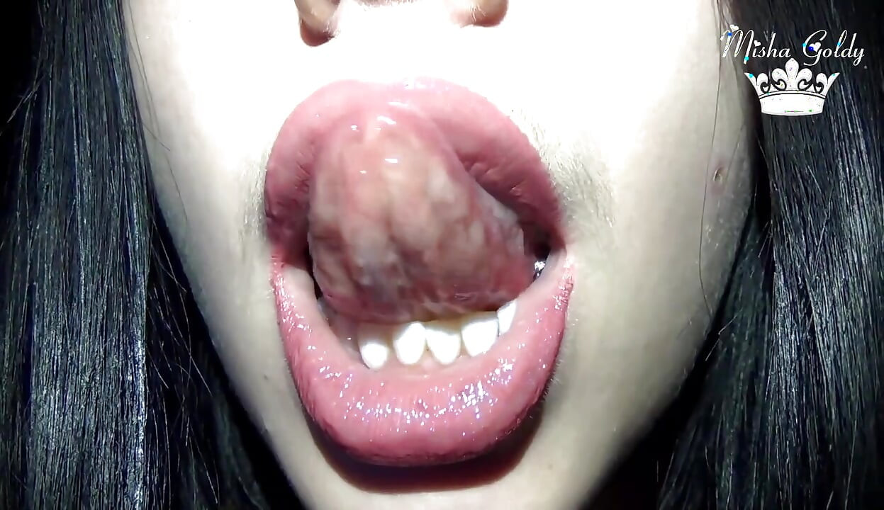 Ik heb mijn lippen groter gemaakt! Lippen groter - kom sneller klaar!