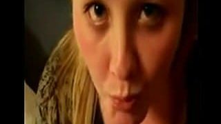 Nouvelle compilation amateur de sperme dans la bouche 2