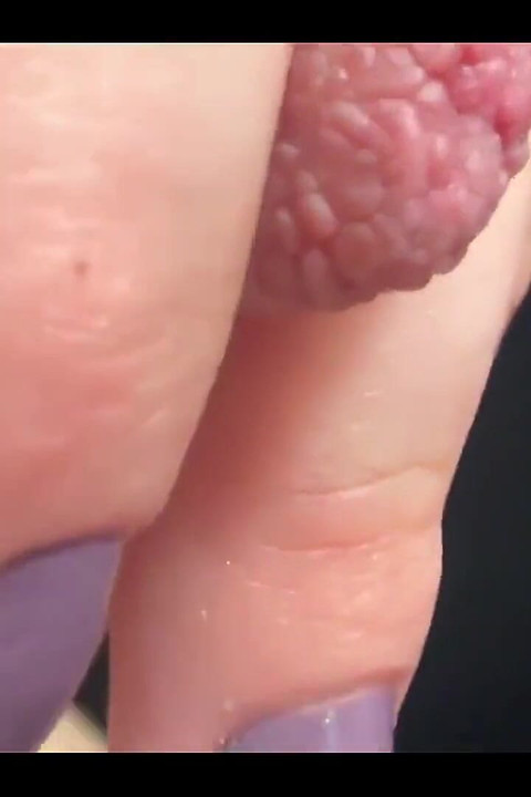 Cận cảnh màn chơi núm vú của tôi