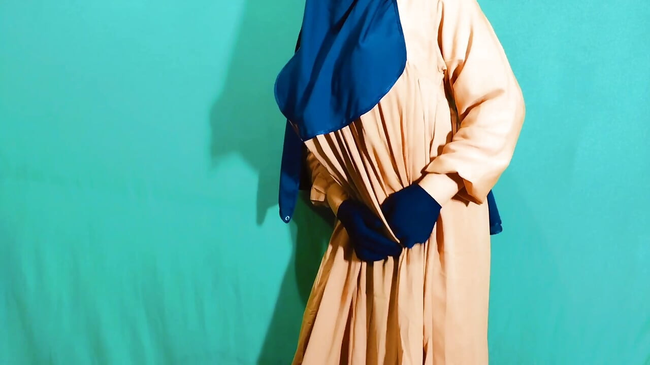 Arkadaşımın seksi güzel karısını tamamen çıplak halde sikiyorum