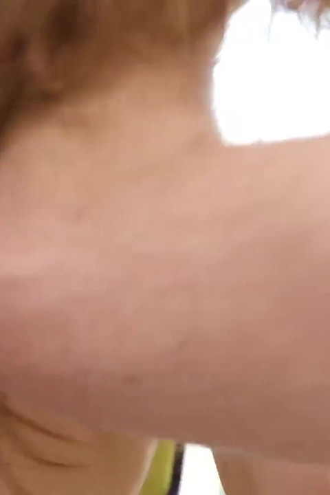 딥쓰롯을 좋아하는 포르노 스타 Riley Reid