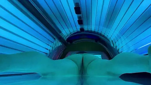 Voyeur Exhibitionist tanning Wife Milf Veronica Beach Close-Up