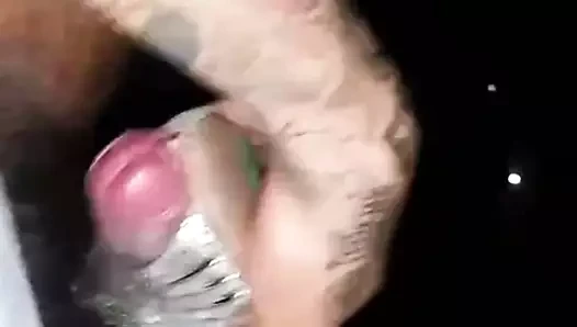 Gümüş sandalet ile ağ fanı