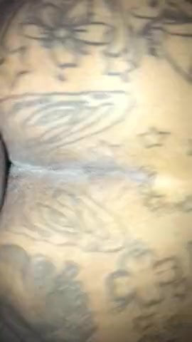 Enorme tattoo-kont neuken