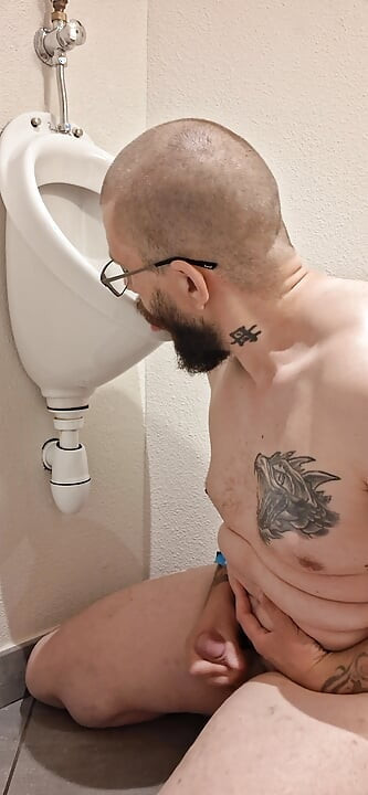 Public urinal licking squirt in