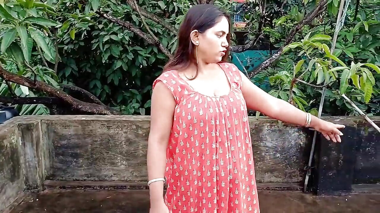 neighbour saw Komal fingering her, grabbed her land and pulled her under, then urinated on it