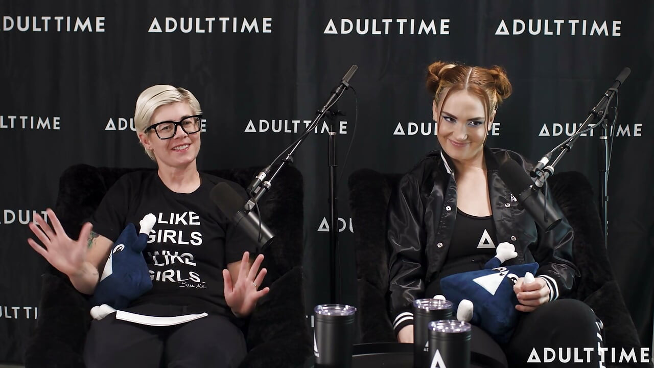 Codi Vore ve Siri Dahl Vorarephilia, Edge Masters ve Meme Küçültme | Adult Time Podcast