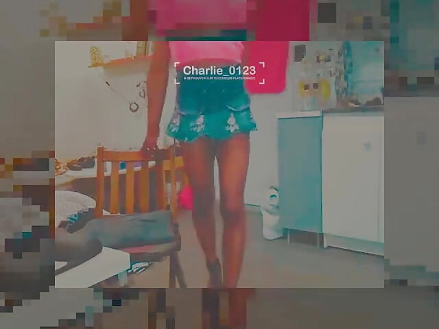 De microrok maakt een plons