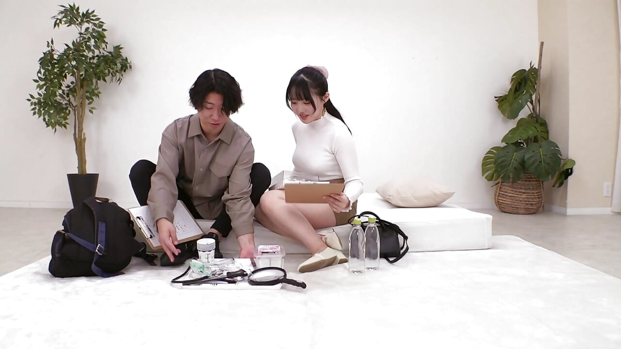 Part 1: A friendship verification project between a college student and a boy and girl who have been childhood friends for 10 years—an adult doctor pretend experience!