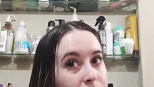 Cilt bakımımı yapıyorum