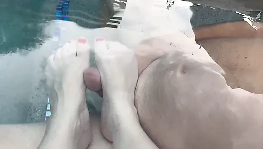 Footjob in Pool With Underwater Cumshot