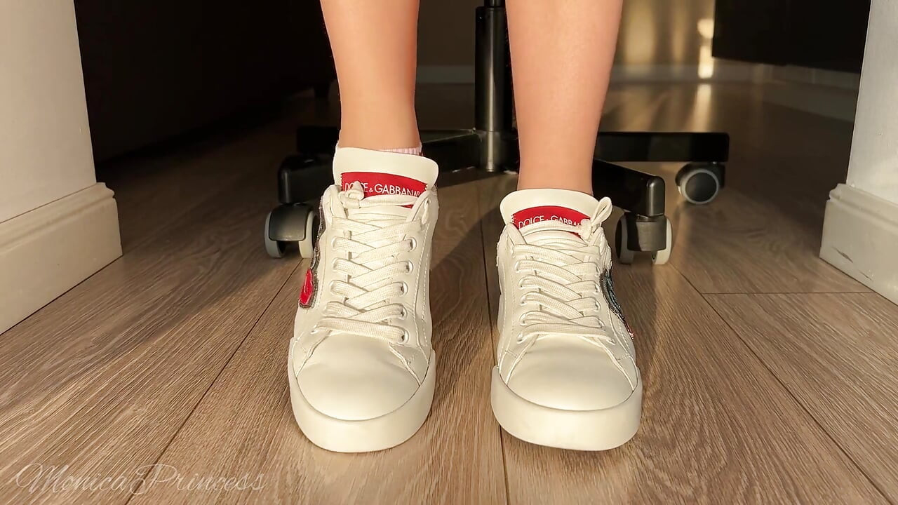 Foot Play in Shoes, Socks, Barefoot
