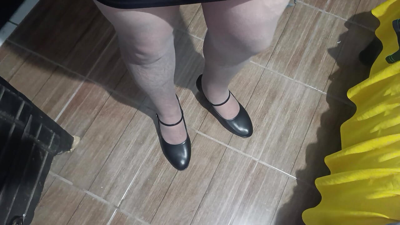 Only me in pantyhose